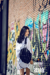 明星爱街拍：贾青轻薄装出街 春光明媚秀甜美