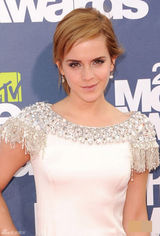 组图：《暮光》领跑2011MTV电影奖 帕丁森热吻泰勒