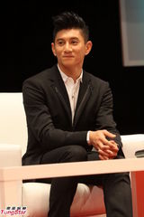 组图：《新白发魔女传》回报不俗 吴奇隆将推电影版