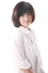 张馨心写真大片曝光 清新灵动纯净脱俗