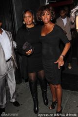 组图：惠特尼-休斯顿因病急逝 生前最后照片曝光