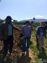 组图：成龙埃塞俄比亚公益之行   爱心无国界