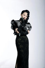 组图：许晴如梦之梦造型多变 快速抢装是挑战