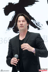 组图：基努-里维斯空降北京 为新片学打太极拳