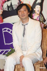 组图：陈怡蓉首次尝试妖艳形象 九孔力挺任贤齐