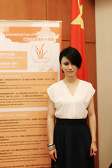 组图：尚雯婕2011年度经典造型大盘点