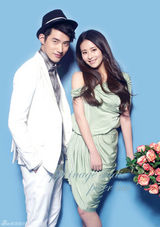 组图：吴建飞颖儿情人节甜美写真清纯可爱显浪漫