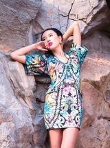 组图：童瑶时尚写真文艺御姐光艳唯美