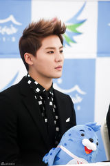 高清图：JYJ宣传亚运会 在中美艳有天可爱