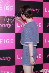 组图：宋慧乔出席派对温婉动人 获吴克群大赞