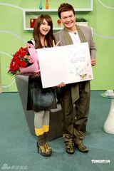 幻灯图：杨丞琳旋风袭港宣传 做客访谈畅聊心事