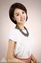 组图：韩球星朴智星公开恋情 爱上美女主播