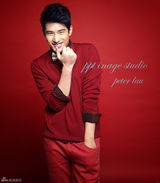 高清组图：吴建飞新年贺春写真红红火火显帅气