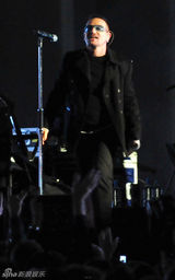 高清组图：U2柏林办免费演唱会 Jay-Z做嘉宾