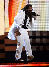 高清图：第52届格莱美现场 T Pain又蹦又跳活力无限