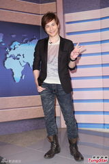 组图：许雅涵和偶像孙协志对戏大呼紧张