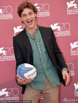 组图：《第三次》发布会 导演伊瑞科等主创亮相