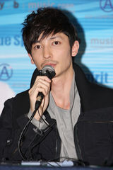 高清图：玉木宏举行访韩记者会 宣传3月韩国演唱会