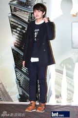 组图：JYJ俊秀与李珉廷宋允儿等助阵孙艺珍新片