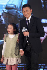 组图：刘德华《风暴》拍打戏 自信能抢成龙饭碗