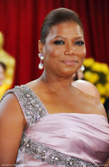 高清组图：奥斯卡红毯 奎因-拉蒂法礼服粉嫩 