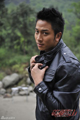 组图：电影《凶间雪山》曝角色海报