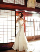 高清组图：韩星李智雅雪地婚纱写真 异域风情唯美