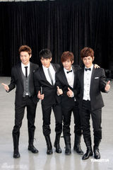 幻灯图集：飞轮海携手具惠善拍MV 被赞帅过韩版F4 