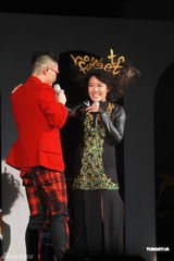 组图：苏永康香港开唱众星捧场 与钟镇涛互戴高帽