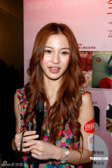 幻灯图：《全城热恋》香港亮灯 刘若英等女星争艳