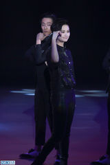 组图：李宇春透视装小露性感 粉丝赞秒杀车模