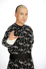 组图：《宫锁珠帘》热播 赫子铭黑衣蒙面演刺客