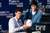 组图：韩国球星朴智星出席某品牌活动签名会