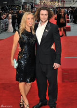 组图：《安娜-卡列琳娜》首映 凯拉与裘德-洛现身