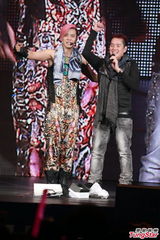 组图：罗志祥香港劲爆开唱 谭咏麟压轴助阵