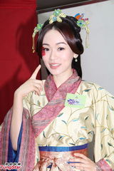 组图：杨思琦古装造型俏皮 澄清纤体非抑郁