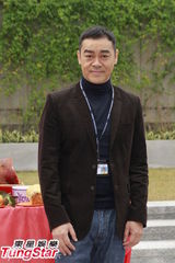 组图：《扫毒》古天乐误伤刘青云脑袋