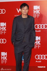 高清图：香港电影节开幕红毯 汤唯鲍起静等群星汇聚