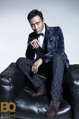 组图：胡军登《BQ》封面展冷峻霸气