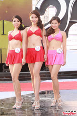 组图：19位入选亚姐泳装出镜 大秀身材性感靓丽