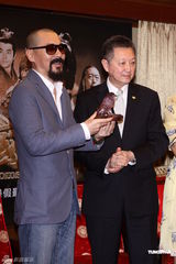 组图：《三国》主演台湾宣传 何润东佩服陈建斌