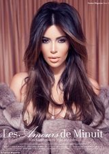 组图：美国名媛金-卡戴珊蕾丝内衣秀半球 奢华皮草显贵气