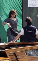 幻灯图集：安吉丽娜-朱莉返回威尼斯继续拍片