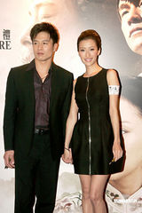 幻灯：《苏乞儿》香港首映 醉拳街舞表演向八爷致敬