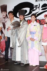 组图：林峰杨怡马国明陈敏之助阵《回到三国》宣传