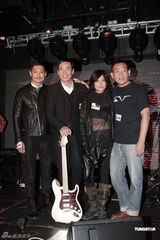 组图：陈豪不介意新剧收视低 与林保怡等组乐队