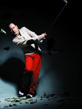 组图：邱心志杂志大片曝光 展现熟男动感魅力