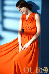 组图：刘涛登封面 优雅大气甜美可人