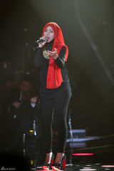 组图：歌手2邓紫棋变嘻哈女孩 动力火车首登场