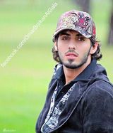 组图：阿联酋帅哥微博走红  原为迪拜名模